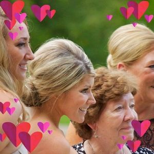 Meet your Posher, Debbie